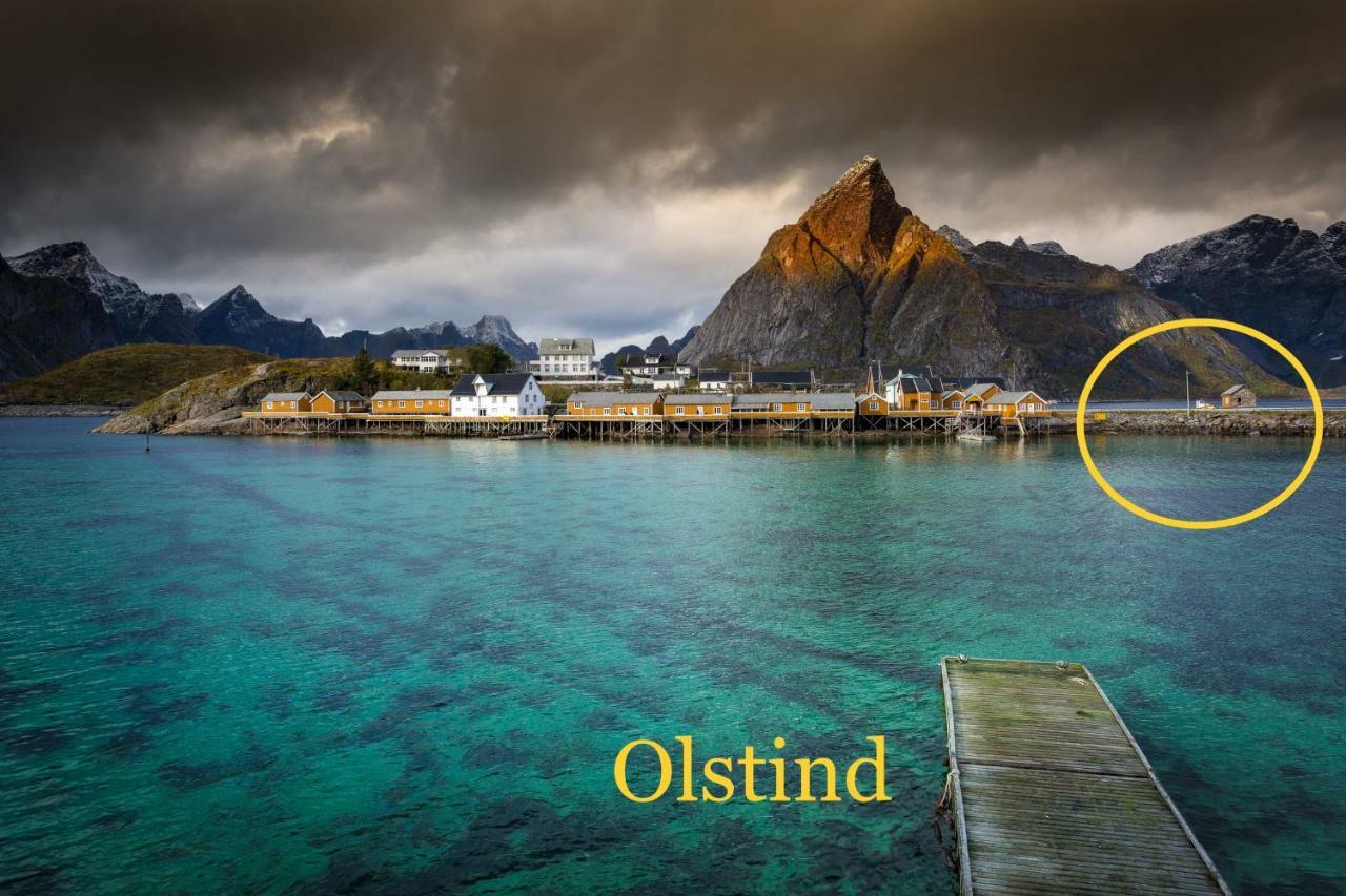 The Famous Yellow House Reine Bagian luar foto